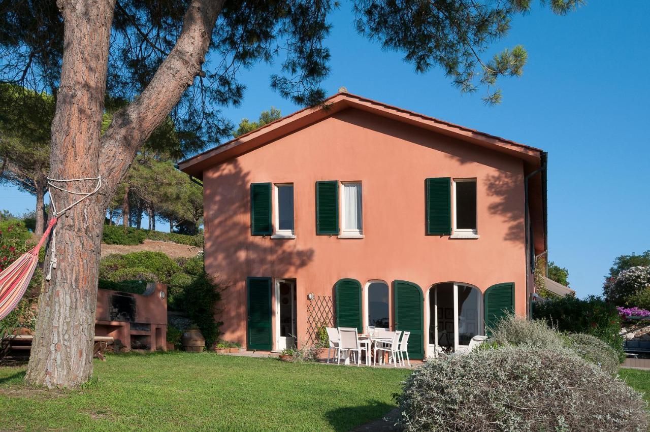 Appartamento Il Grifo - Cozy House, Wonderful View Portoferraio Esterno foto